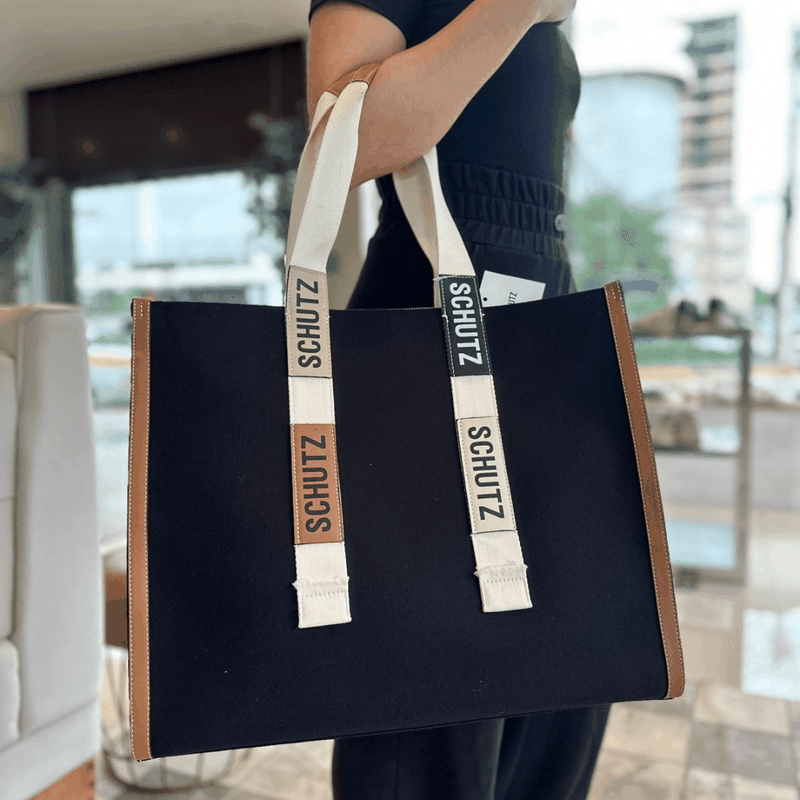 BOLSA SCHUTZ GRANDE LONA ALÇA LOGO PRETO S5001007190003