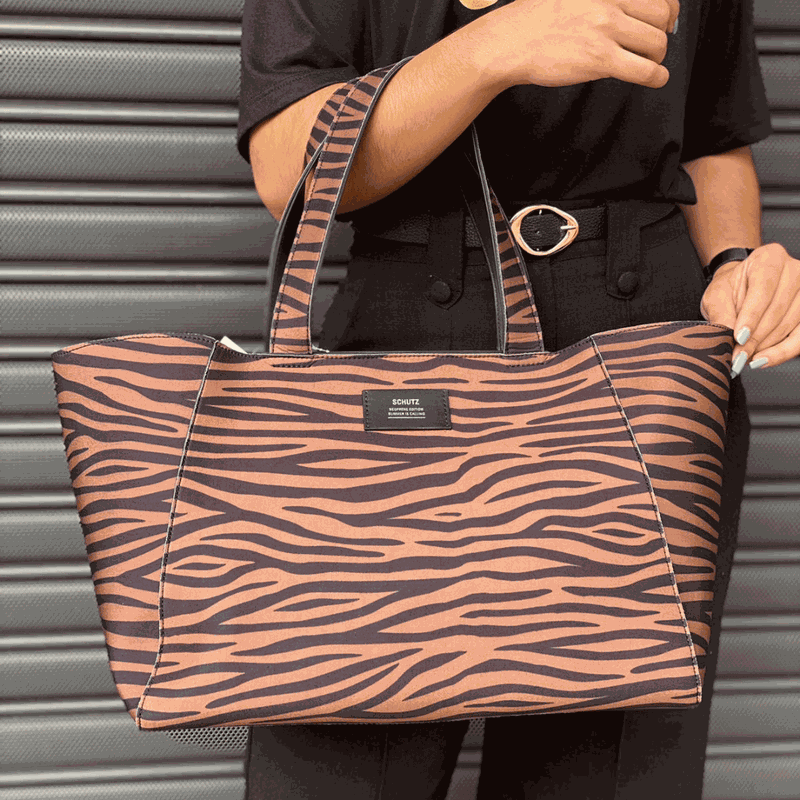 BOLSA SCHUTZ GRANDE ZEBRADA PRETO/MARROM S5001000750027