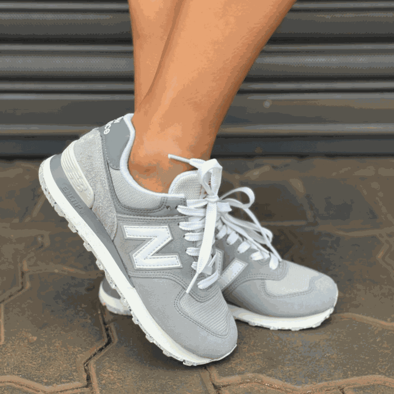 TENIS NEW BALANCE  574 V2 CINZA