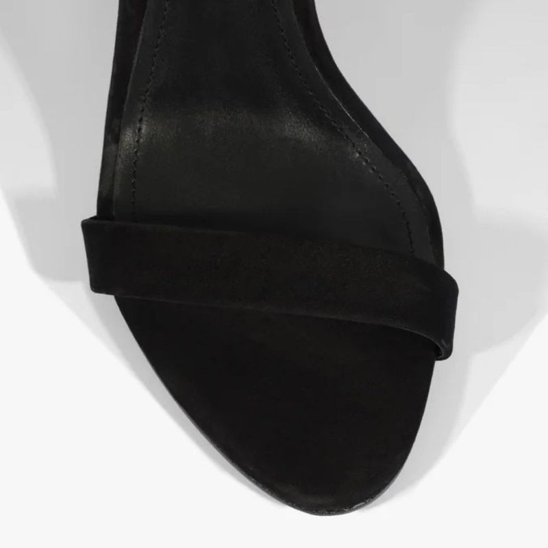 SANDÁLIA SCHUTZ GISELE SALTO ALTO NOBUCK PRETO
