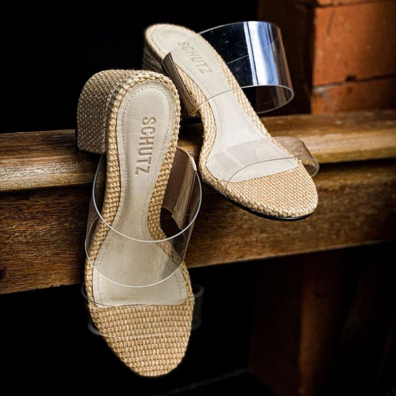 MULE SCHUTZ DUAS TIRAS VINIL NATURAL