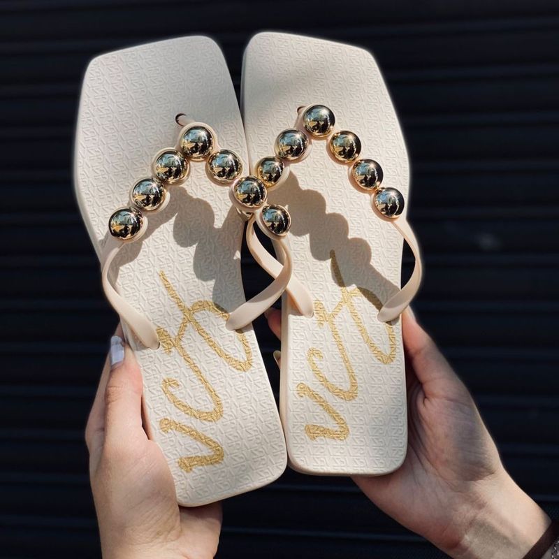CHINELO VICENZA FLAT FLIP FLOPS OFF WHITE