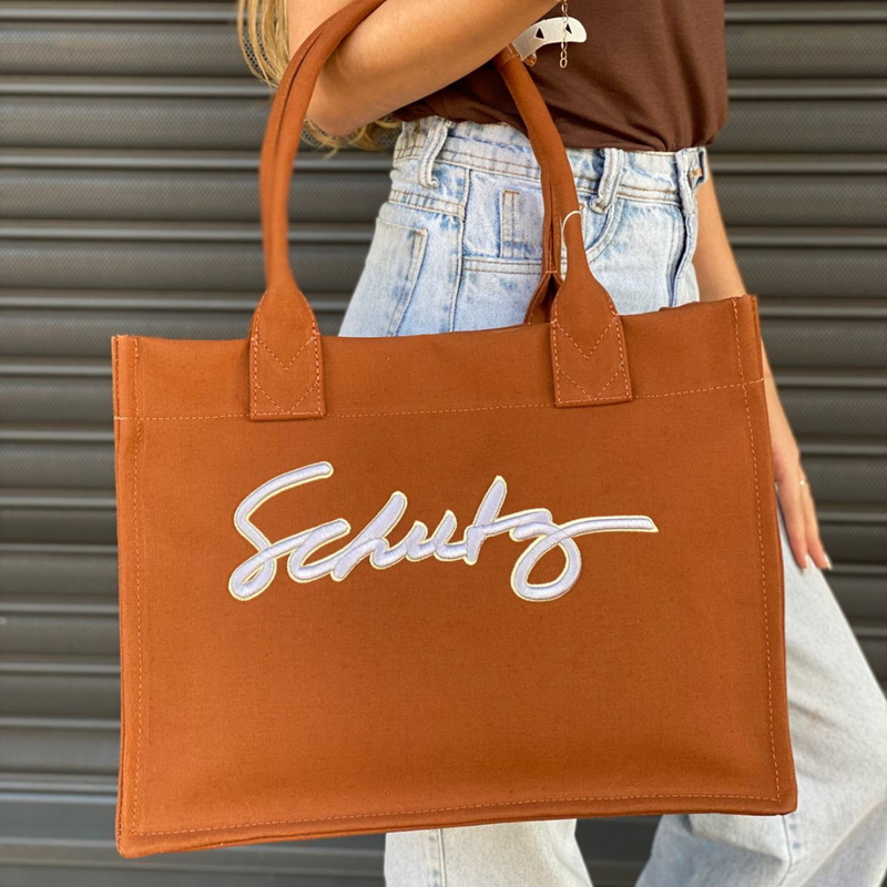 BOLSA SCHUTZ SHOPPING OSAKA LONA CARAMELO
