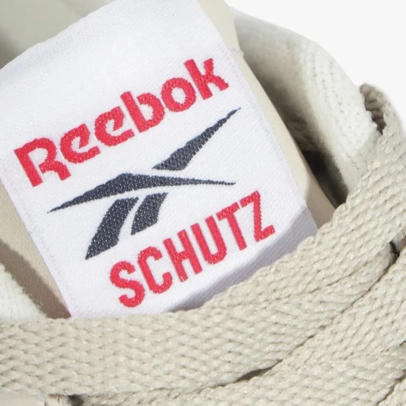 TENIS SCHUTZ REEBOK OFF WHITE