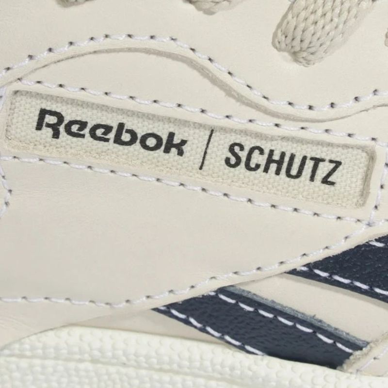 TENIS SCHUTZ REEBOK OFF WHITE
