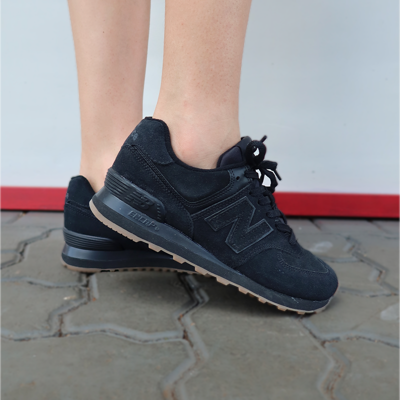 TENIS NEW  BALANCE 574 PRETO