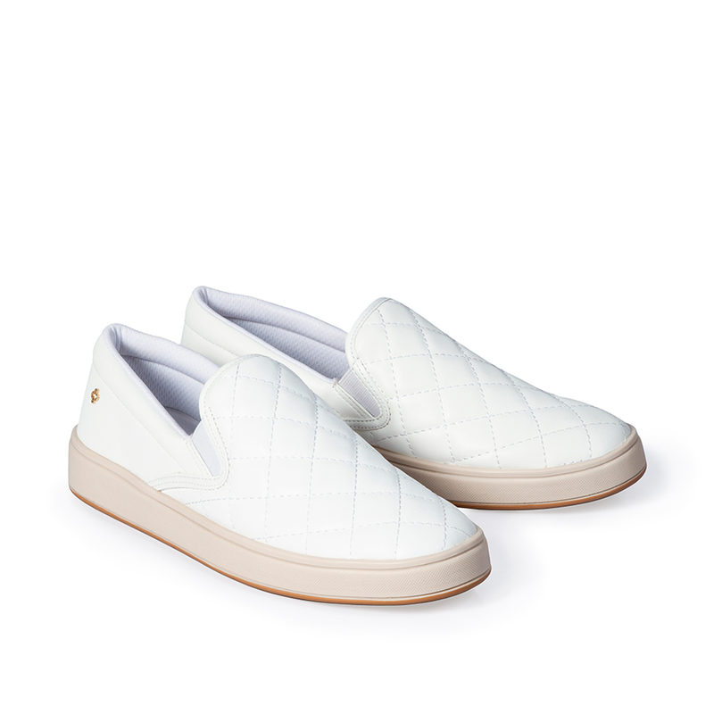 TÊNIS CAPODARTE SLIP ON MATELASSE BRANCO