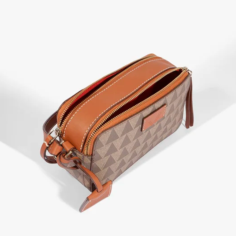 Bolsa Schutz Tiracolo Pequena Triangle