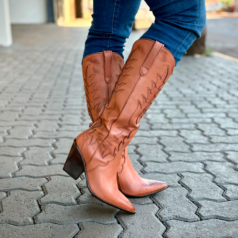 Bota Luiza Barcelos Western Cano Alto