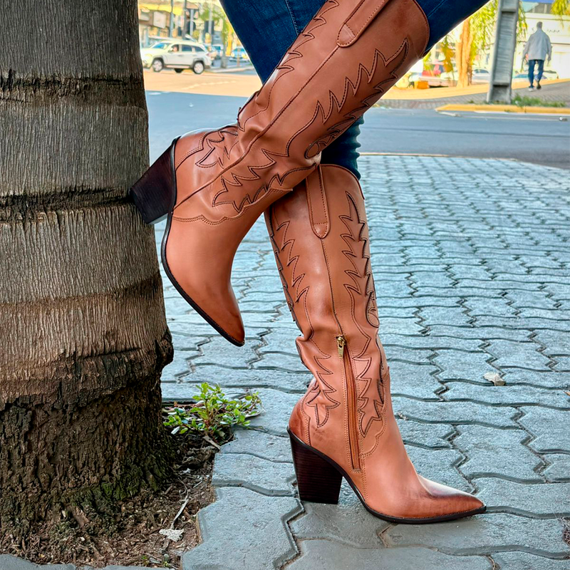 Bota Luiza Barcelos Western Cano Alto