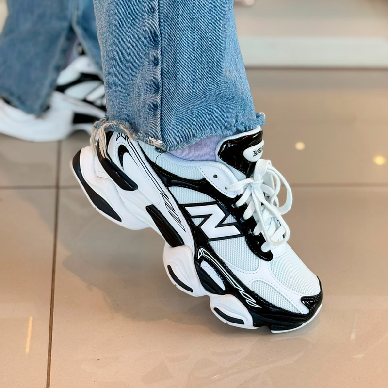 Tênis New Balance 9060 R Preto e Branco