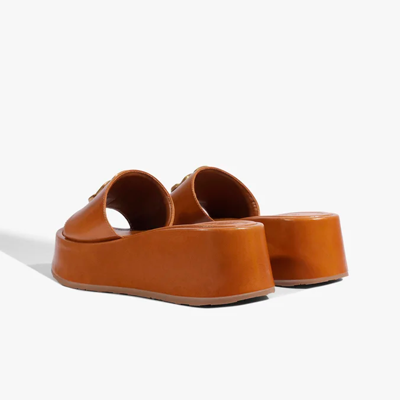 Sandália Schutz Flatform Logo Caramelo