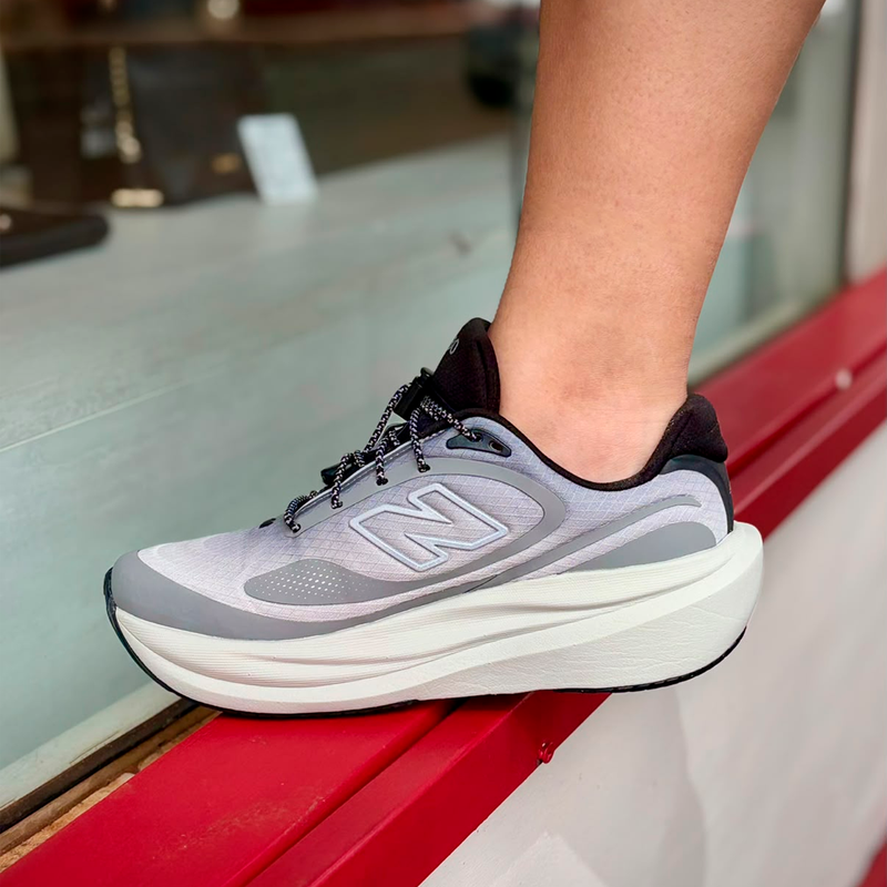 Tênis New Balance Infinion 1080V15 Cinza