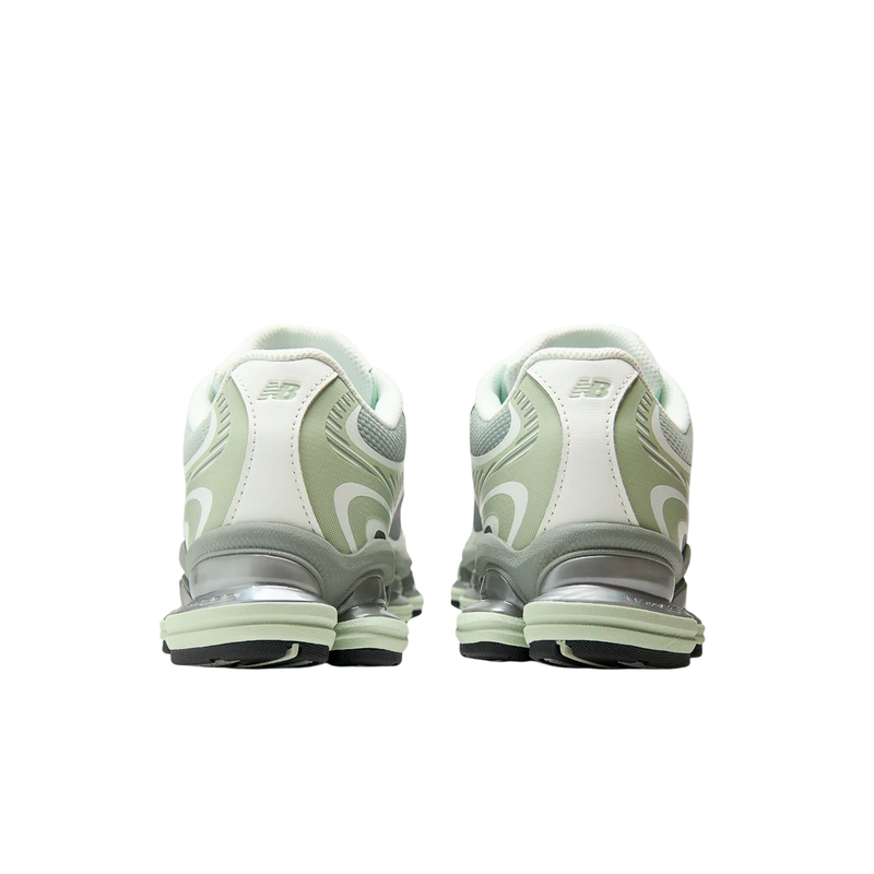 Tênis New Balance ABZORB 2000