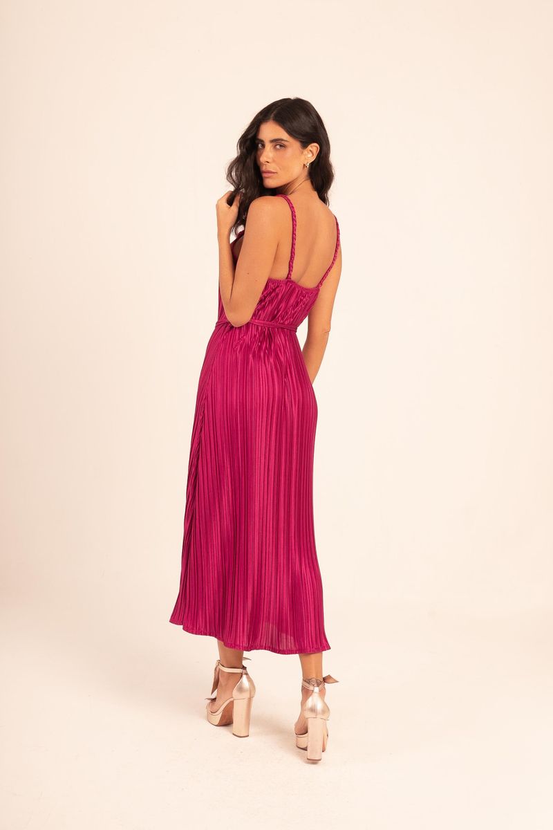 VESTIDO  MIDI PLISSADO 
