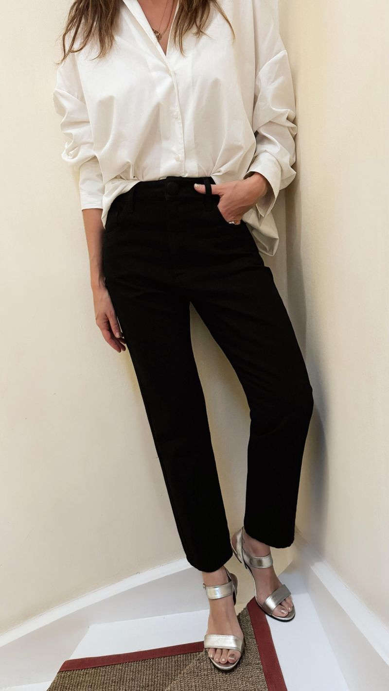 calça boa preta