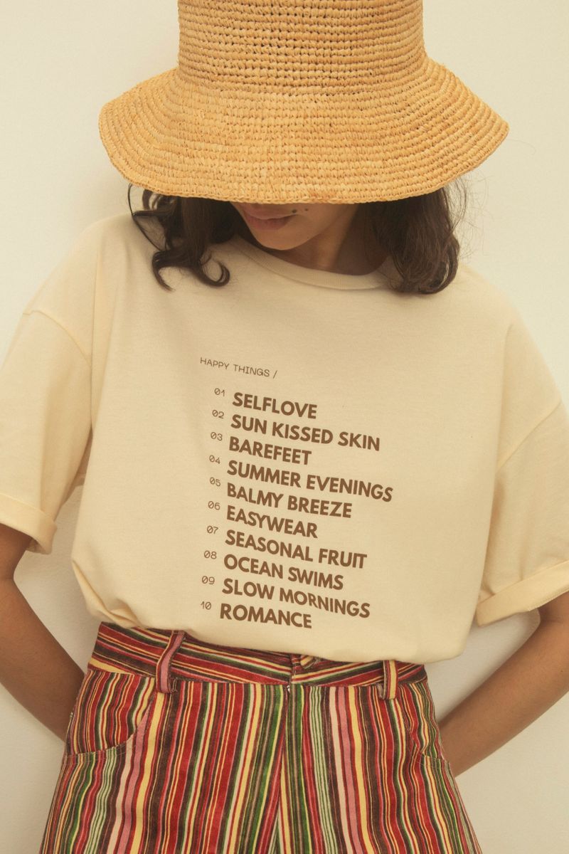 camiseta happy things