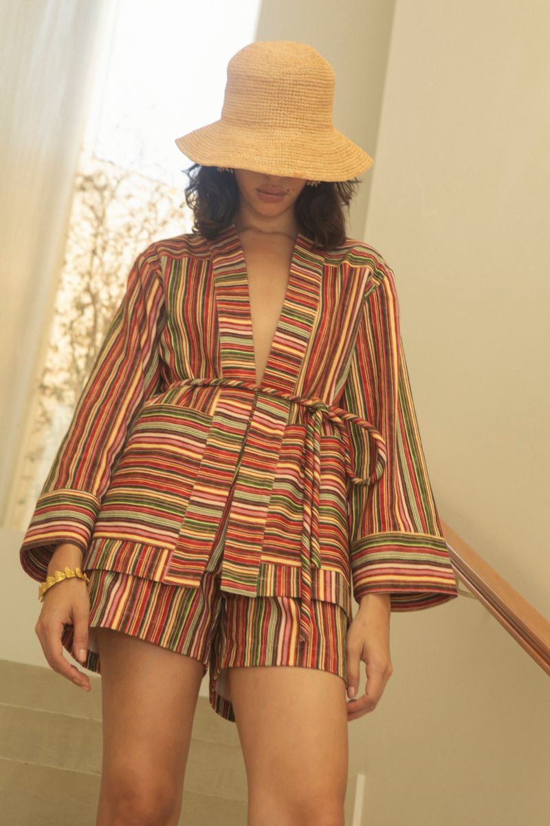 shorts stripes color