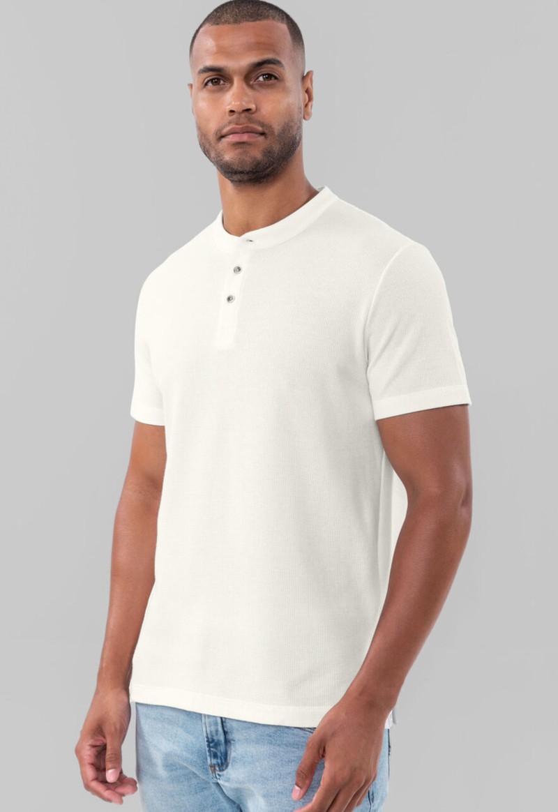 Camiseta masculina gola padre Hangar 33 | Off White