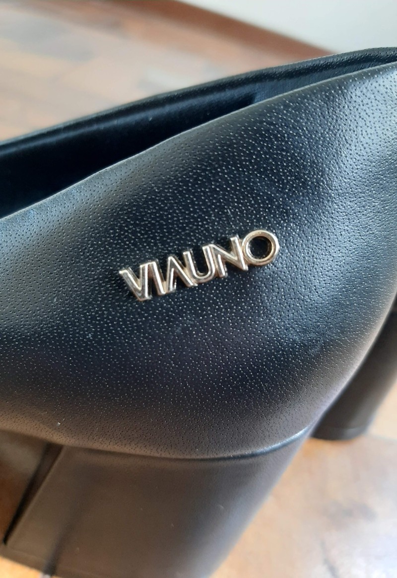 Sapato feminino scarpin clássico couro Via Uno | Preto