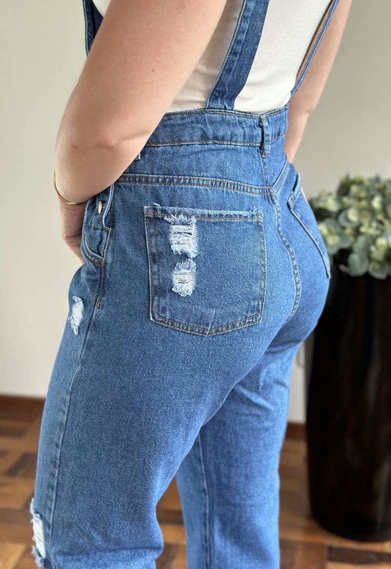 Jardineira feminina perna reta Max Denim | Denim