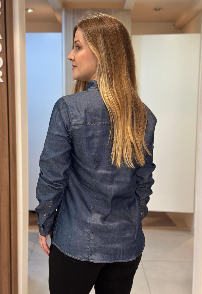 Camisa feminina com gola Aishty | Azul escuro