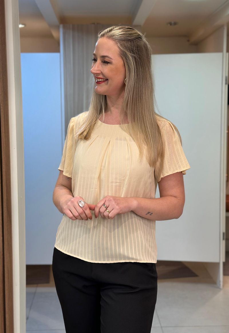Blusa manga curta Eduarda Aishty | Bege