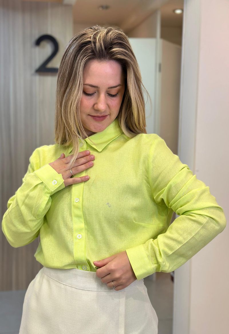 Camisa feminina linho confort Max Denim | Verde Lima