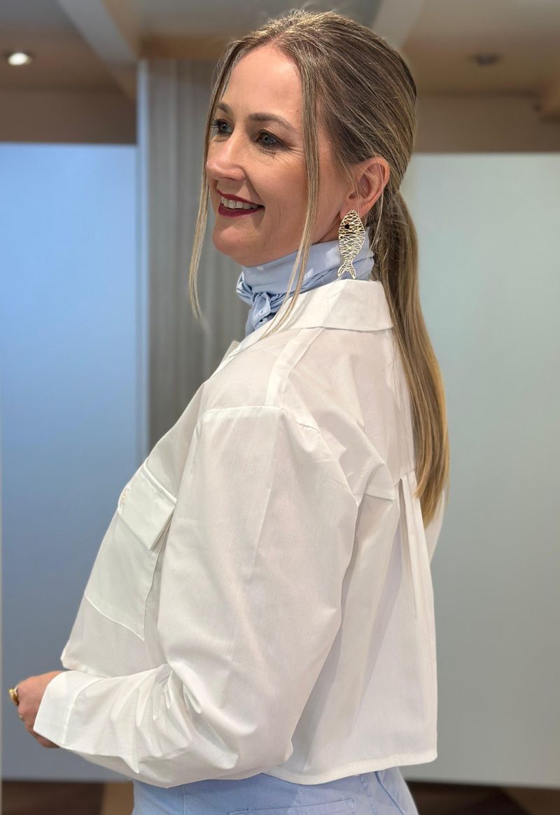 Camisa feminina com botões de metal The Style Box | Branco