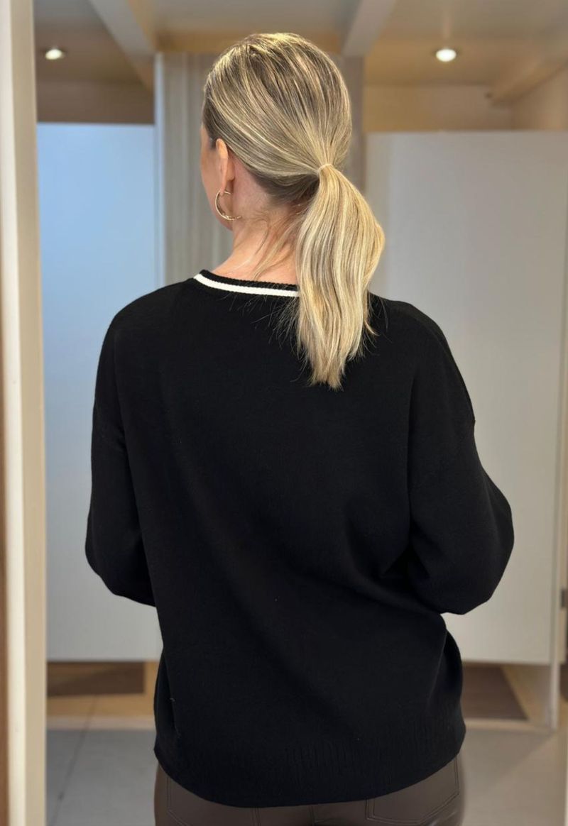 Blusa Tricot Gola Redonda Com Detalhe  Facinelli | Preto