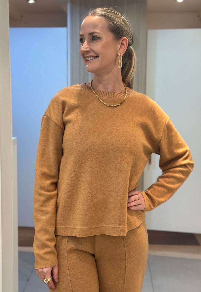 Blusa  Malha Soft Incorpada Style Box 110035 I Camel