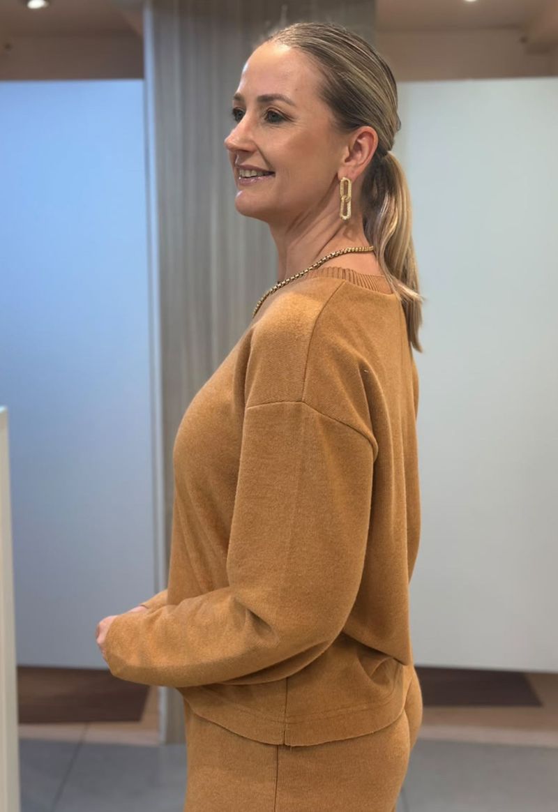 Blusa  Malha Soft Incorpada Style Box 110035 I Camel