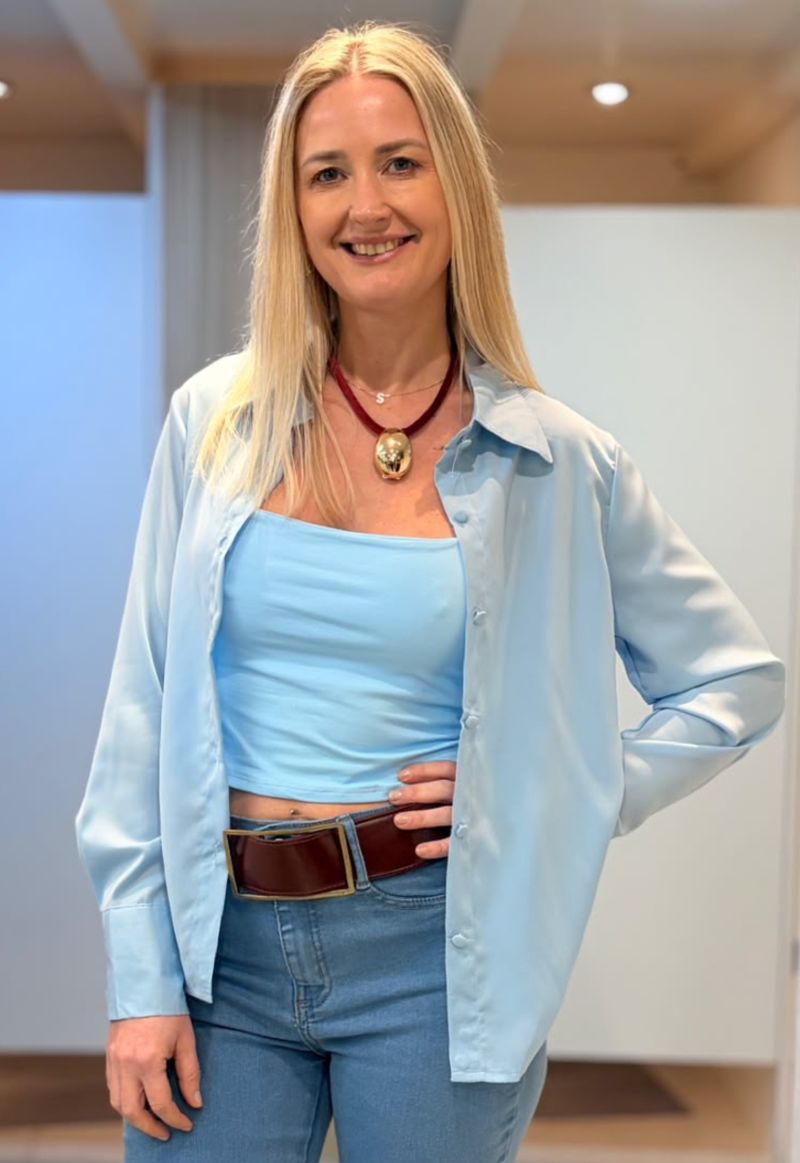 Camisa com botão forrado frente e punho manga longa Wrj |azul bebê