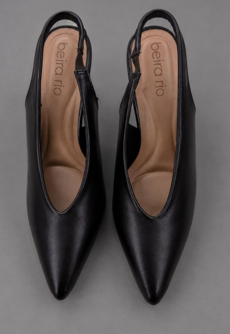 Scarpin slingback salto agulha Beira rio | preto