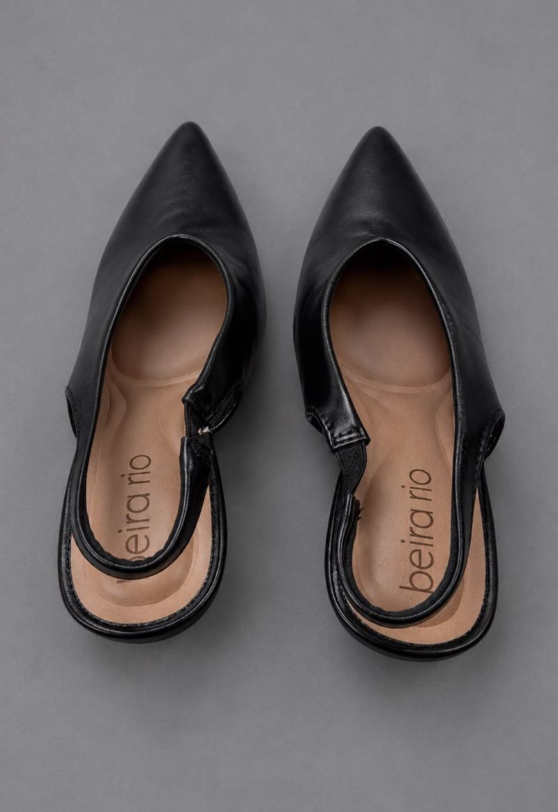 Scarpin slingback salto agulha Beira rio | preto