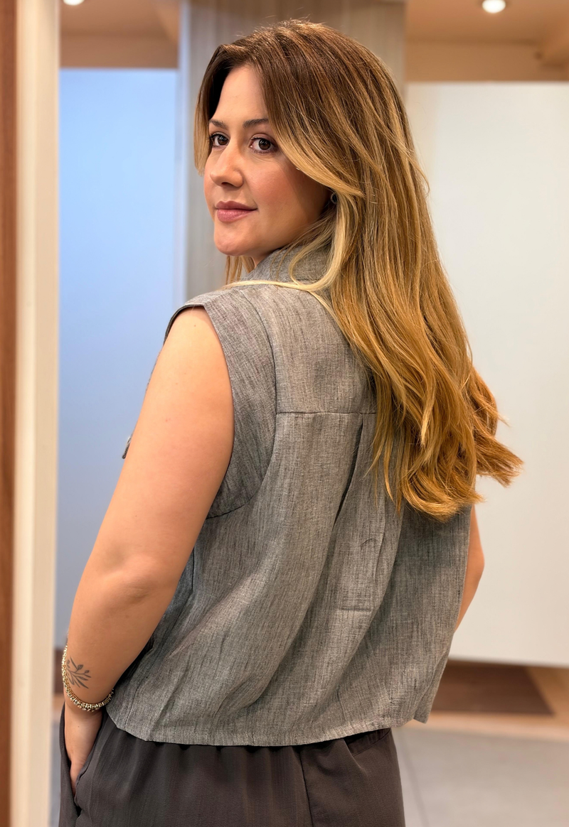 Camisa sem manga com bolsos frontais 210253 Facinelli | cinza