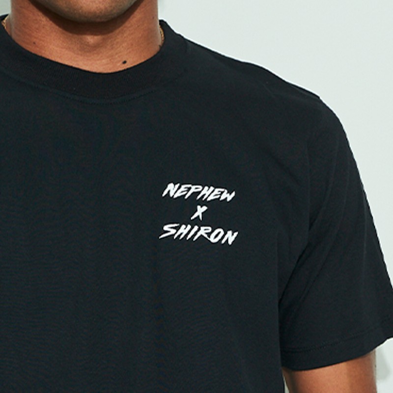 Camiseta Nephew x Shiron Latex Love Preta