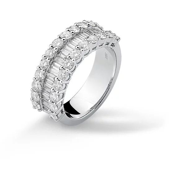 Meia Aliança Diamante Baguete Ouro Branco
