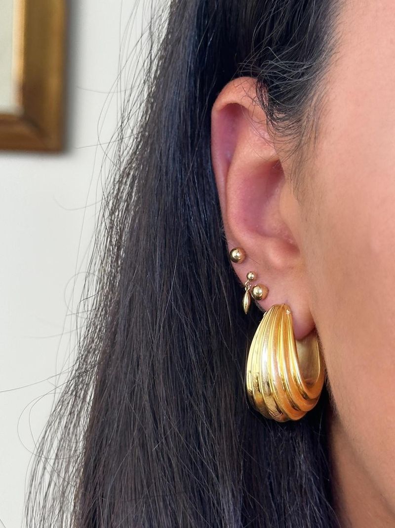 Argola Oval Frisada Ouro Amarelo 