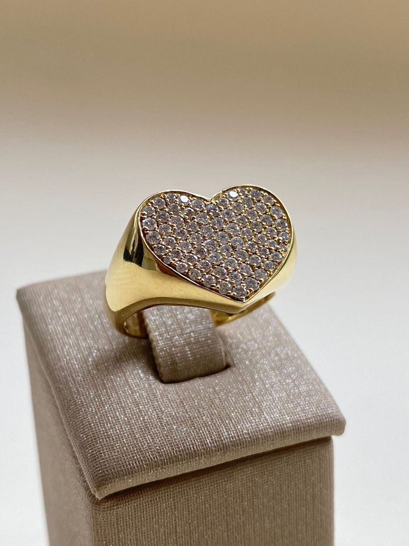 Anel Coração Pavê de Diamante Ouro Amarelo 
