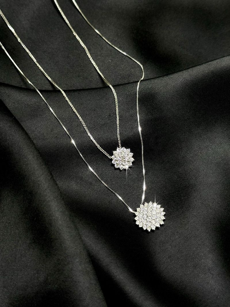 Colar Chuveiro 15MM Diamantes Ouro Branco.