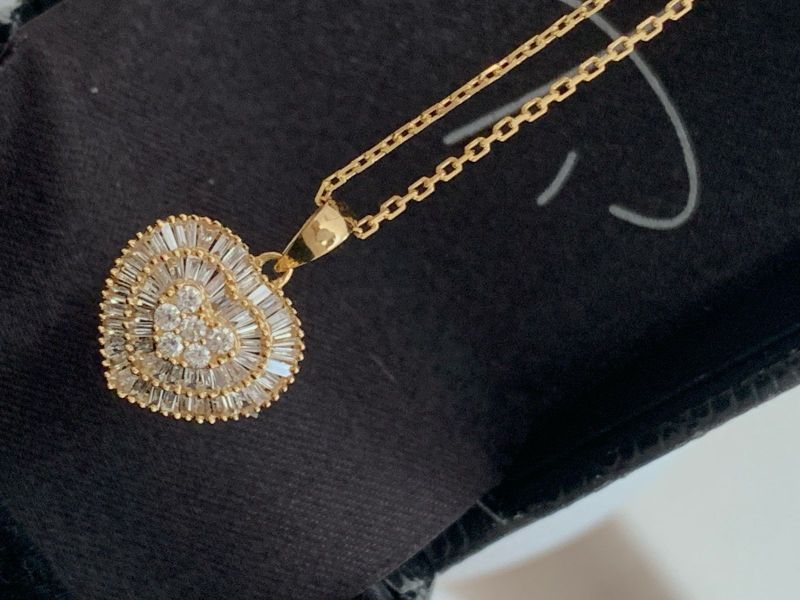 Pingente Coração Diamante Ouro Amarelo 18k.