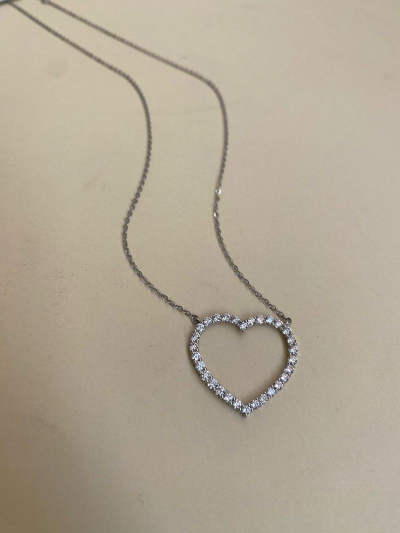 Gargantilha Coração de Diamantes Ouro Branco.