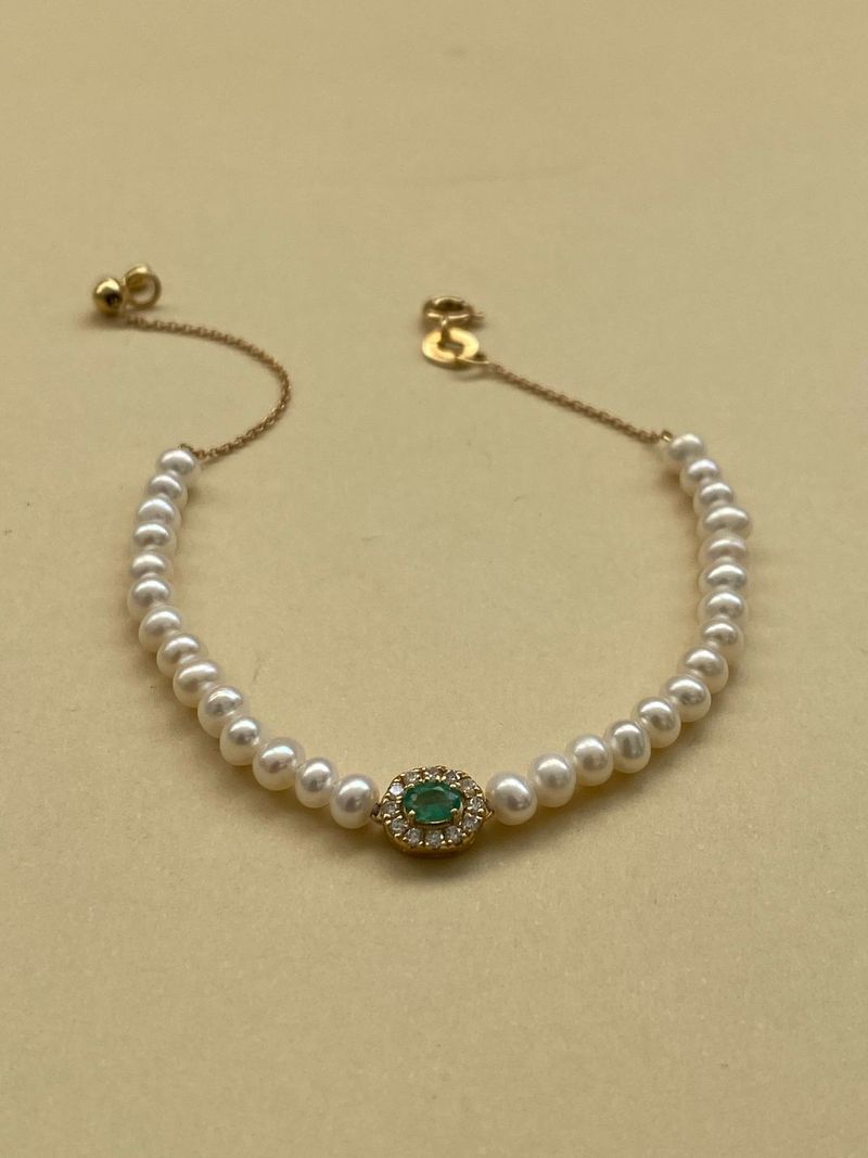 Pulseira Esmeralda, Diamante e Pérola Ouro Amarelo.