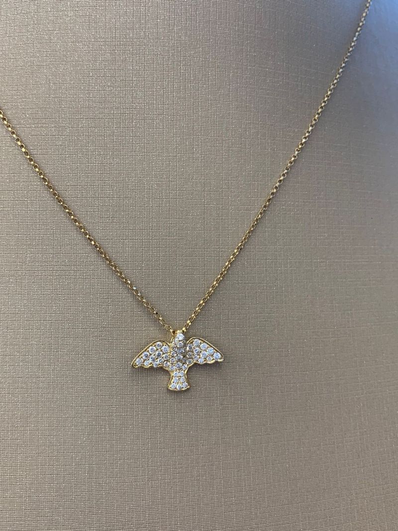 Colar Divino Espírito Santo Pavê Diamante Ouro Amarelo.