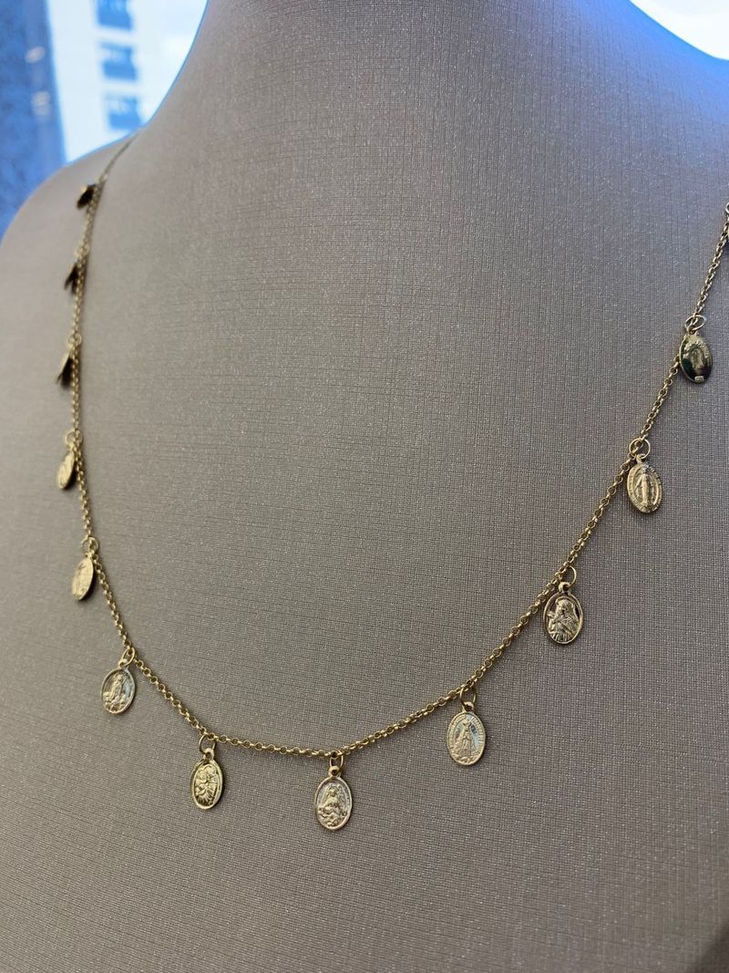 Colar 28 Medalhas Santas Milagrosas Ouro Amarelo.