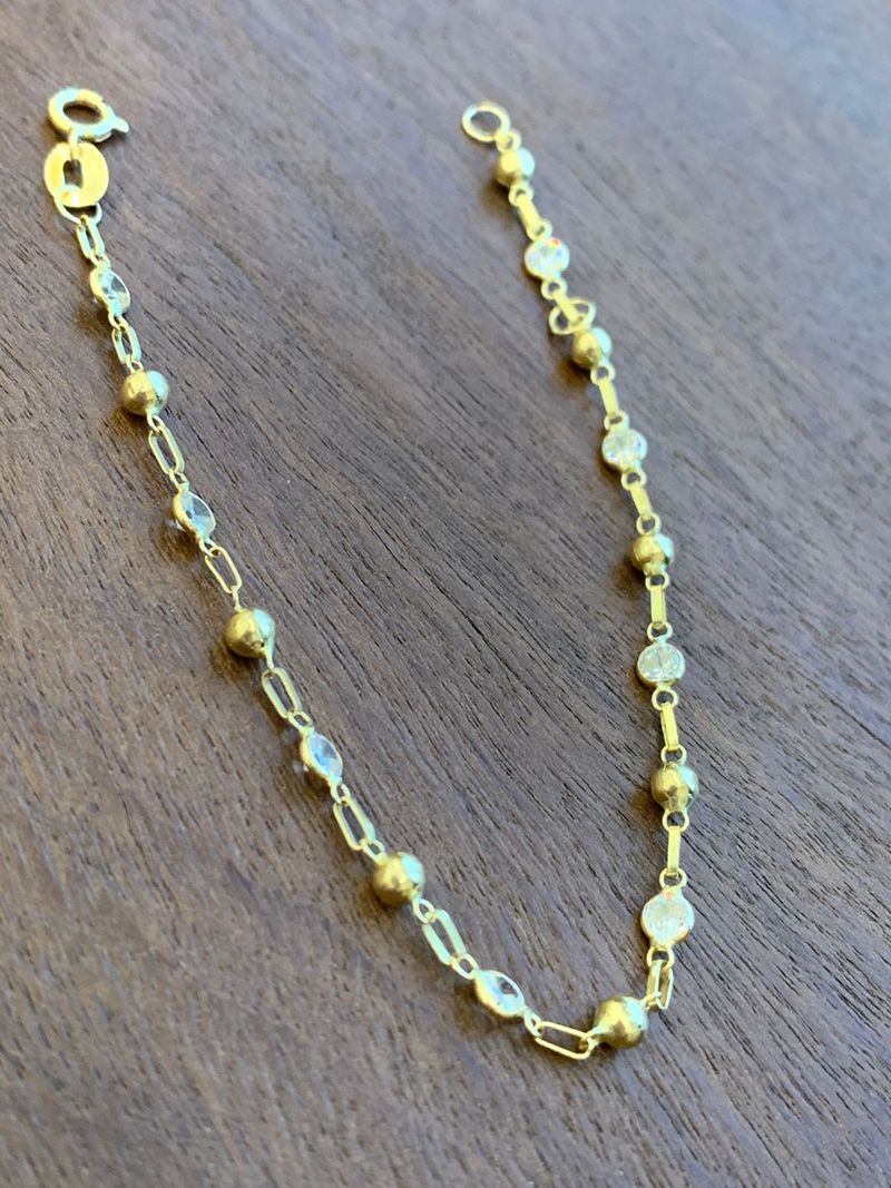 Pulseira Infantil Bolinhas e Topázio Branco  Ouro Amarelo
