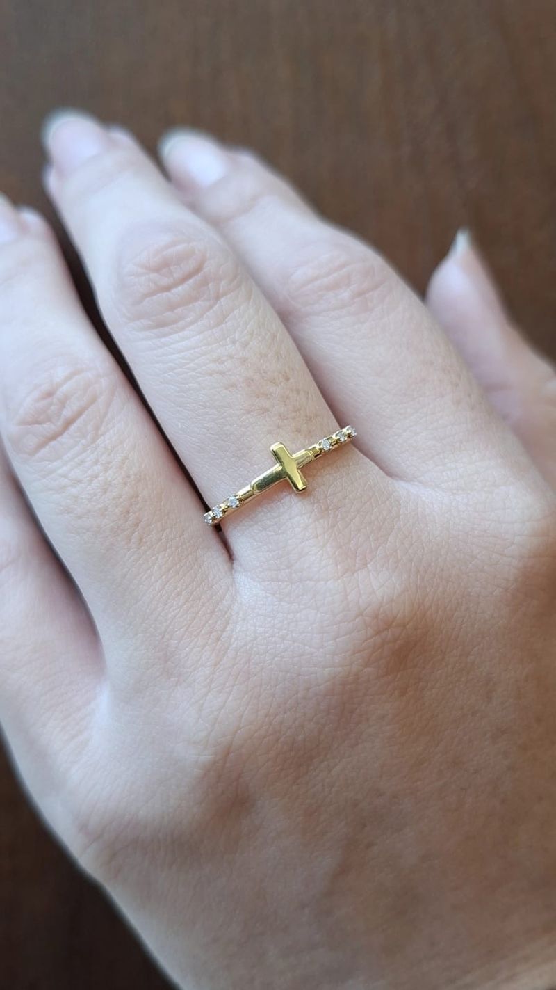 Anel Cruz Diamante Ouro Amarelo