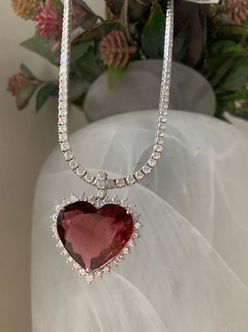 Pingente  Coração Rubelita Diamante Ouro Branco
