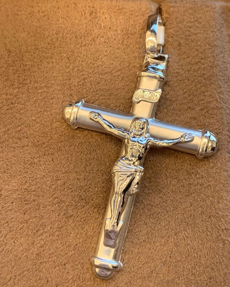 Pingente Crucifixo Ouro Branco